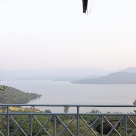 Nisarg Farm Mulshi Bed & Breakfast エクステリア 写真